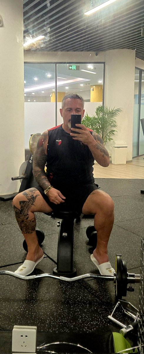 Vengo desde el futuro querido <a href="/ColonOficial/">Club Atlético Colón ⭐</a> a decirte, VAMOS A VOLVER!