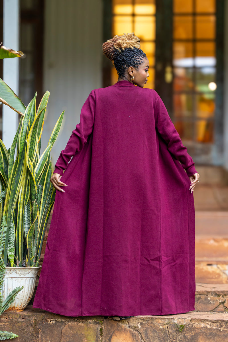 AfricanYuva's tweet image. Burgundy + cold = match made in Monday. ❄️💯

The Fig Sweater brings full-length warmth &amp;amp; boss energy.

Layer it over a shirt or belt it up — easy workday win.
Ksh 5,950 | Link in bio @africanyuva 🛍️
#FigSweater #WorkdayStyle #MondayMorning