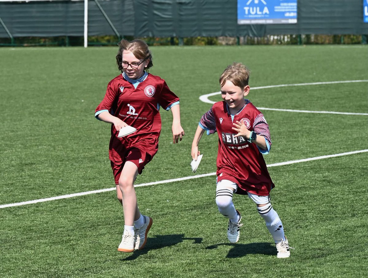 Dryburgh Athletic Women (@dryburghathw) on Twitter photo ๐ฐ๐ ๐๐๐ ๐๐๐ ๐๐๐ ๐๐ - ๐๐๐ ๐๐๐ ๐๐ ๐๐ ๐๐ซถ๐ป
Our latest <a href="/SWFChampionship/">Barclays Scottish Women's Championship</a> Match-Day Mascot experience vs Renfrew on Match-Day 2.
Our mascots - Jessica & Dexter - had a โballโ as they met our 1st team players & led the teams out onto the park.
#BackTheBurgh ๐ฐ๐ ๐๐๐ ๐๐๐ ๐๐๐ ๐๐ - ๐๐๐ ๐๐๐ ๐๐ ๐๐ ๐๐ซถ๐ป
Our latest <a href="/SWFChampionship/">Barclays Scottish Women's Championship</a> Match-Day Mascot experience vs Renfrew on Match-Day 2.
Our mascots - Jessica & Dexter - had a โballโ as they met our 1st team players & led the teams out onto the park.
#BackTheBurgh
