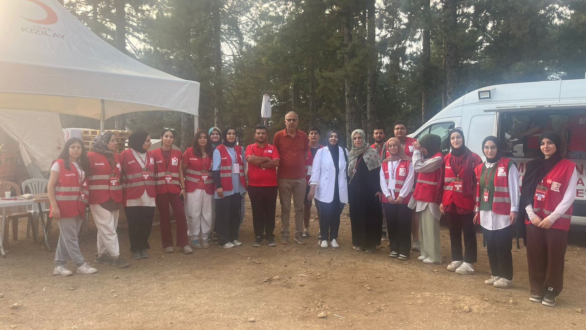 Afete Hazırım Kampı Tamamlandı✅
Mersin Çamlıyayla'da dolu dolu geçen eğitimlerin ardından gönüllülerimiz afetlere karşı #Daimahazır 🙌
<a href="/Kizilay/">Türk Kızılay</a> <a href="/FatmaMericYlmaz/">Prof. Dr. Fatma Meriç Yılmaz</a>