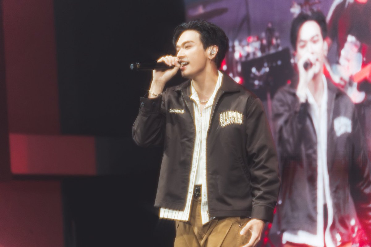 Oabnithi_Ofc's tweet photo. OABNITHI x FU ME FEST 2
ขอบคุณทุกคนที่มาสนุกกันงานนี้ ดีใจที่ได้ร้องเพลงไปกันทุกๆ คน และพิเศษที่สุดคือการได้แอบสปอยล์เพลงใหม่ที่แรกที่นี่ แล้วเจอกันใหม่น้า 💙🥳
#FUMEFEST #FUMEFEST2
#OABNITHI https://t.co/qHQ4ev3ZGE
