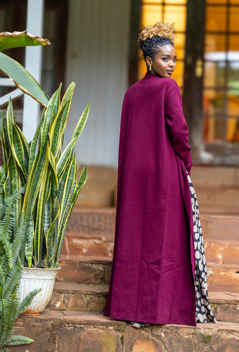 AfricanYuva's tweet image. Burgundy + cold = match made in Monday. ❄️💯

The Fig Sweater brings full-length warmth &amp;amp; boss energy.

Layer it over a shirt or belt it up — easy workday win.
Ksh 5,950 | Link in bio @africanyuva 🛍️
#FigSweater #WorkdayStyle #MondayMorning