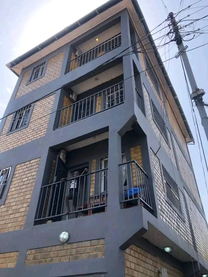 Makiga_building's tweet photo. Build for the Future!
Makiga Interlocking Blocks ✔ Strong ✔ Affordable ✔ Eco-friendly
📞 0794677600 https://t.co/fzn5ubX3af
