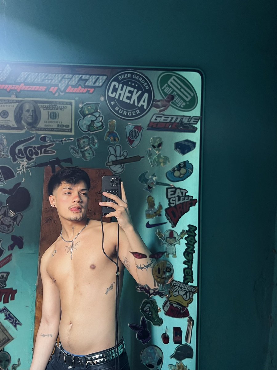 𝖆𝖓𝖌𝖊𝖑 (@angelhtp_) on Twitter photo 