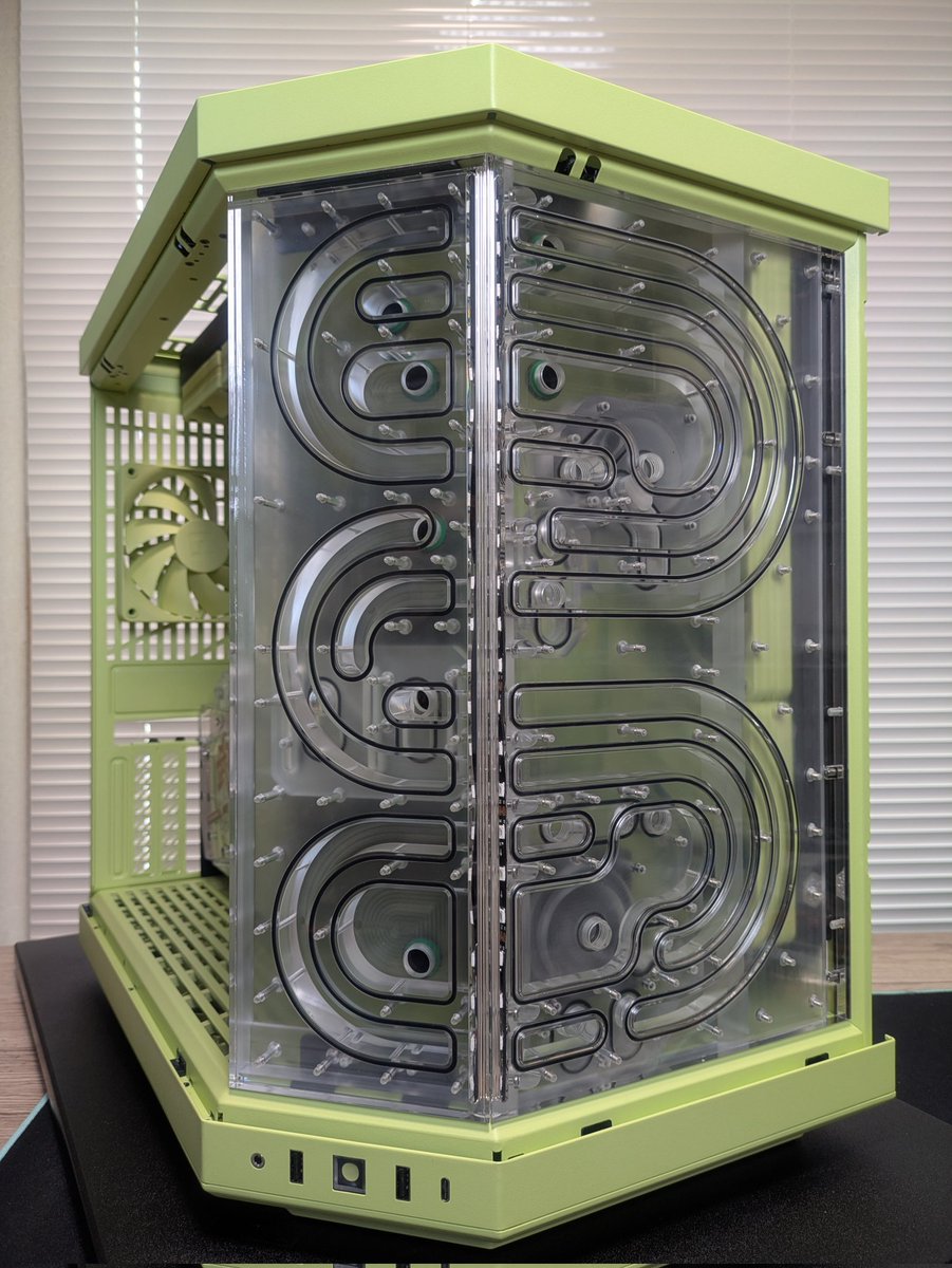 ようやくY70に装着🫧
#bitspower #HYTE #自作PC #本格水冷