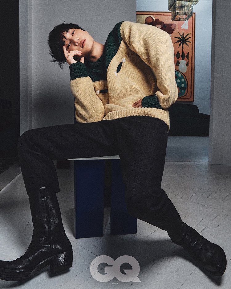 [INFO] 250818

The September 2025 issue of GQ KOREA will have a 10 page photo spread featuring Kai 📸🧸

#KAI #카이 #カイ #金钟仁 #엑소카이
🔗: aladin.co.kr/m/mproduct.asp…