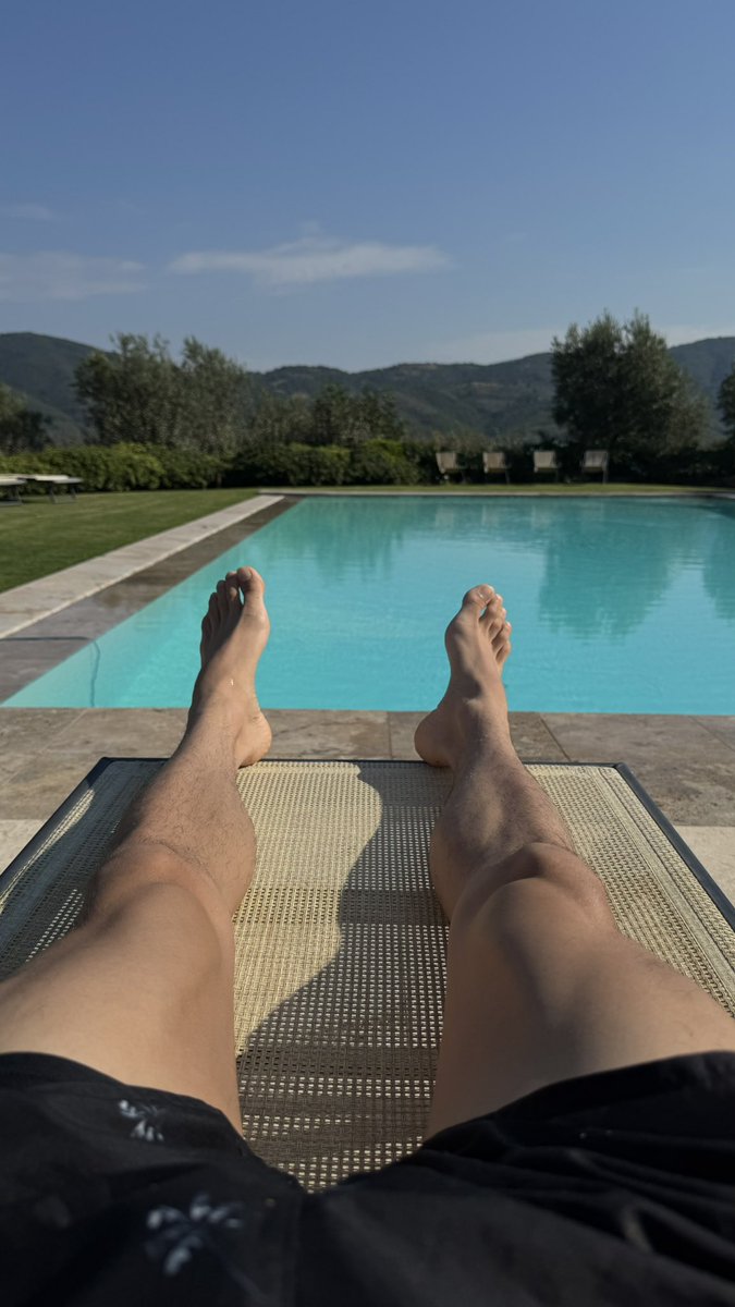 Pool with a view, well deserved holiday #pool #muscle #feet #feetworshi̇p