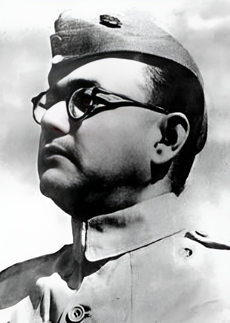 "जय हिंद!" ही त्यांची केवळ घोषणा नव्हती, ती त्यांची ओळख होती.
नेताजी सुभाषचंद्र बोस यांनी स्वातंत्र्याच्या लढ्याला नवीन दिशा दिली,
आणि 'आझाद हिंद सेना'च्या माध्यमातून ब्रिटिश सत्तेला थेट आव्हान दिलं.
त्यांच्या राष्ट्रप्रेम, साहस आणि त्यागाला विनम्र अभिवादन.

#subashchandrabose