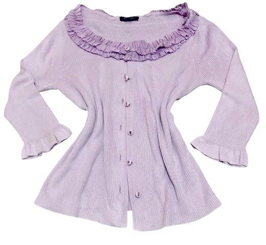 black_fleurs's tweet photo. rare champs de mars soft purple lilac ruffle cardigan

superr prettyy, bahannya semacam cardi lidi tebel yang ademm, modelnya lucu bgt ada rufflenya, import dari premium brand 50k ajaa, no minus yaa masih ada kancing cadangan, cocok buat yang suka shoujo coquette kawaii style🤍💜 https://t.co/nBGEiRebZV