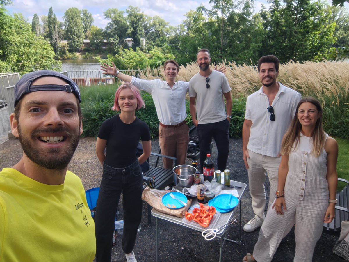 ☀️ Solana Summer Picnic was amazing!

First we had to overcome a few hurdles… but we made it happen and turned it into a fantastic Sunday Funday. In the end we spent 8 hours together 😅

Big shout out to the CZ community – more events like this coming soon! ⚡️