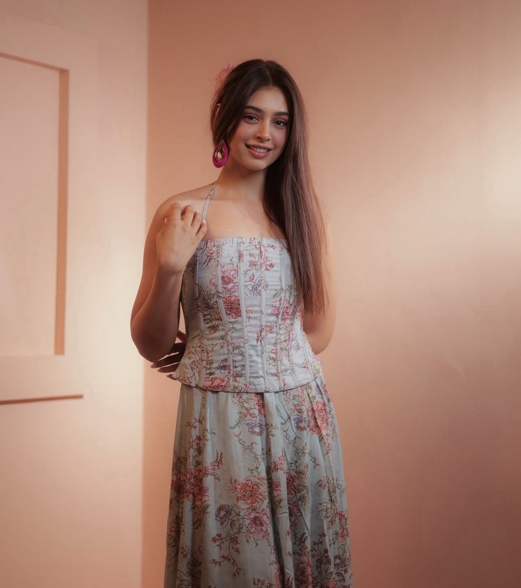 itnisibaat_'s tweet image. so serene! everything is perfect!🩷🫀 | #nititaylor