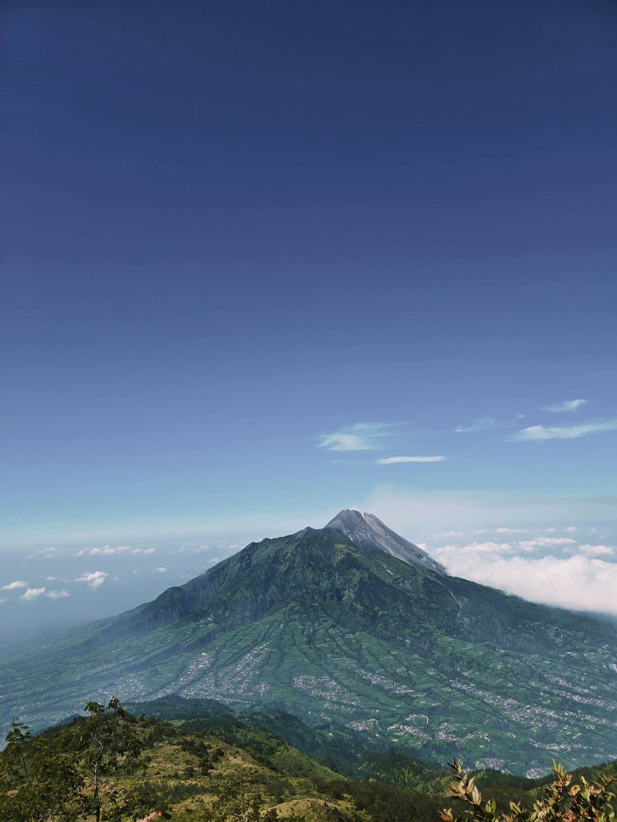 __itsvenus's tweet photo. 📍Merbabu https://t.co/XmHI4oaSCb