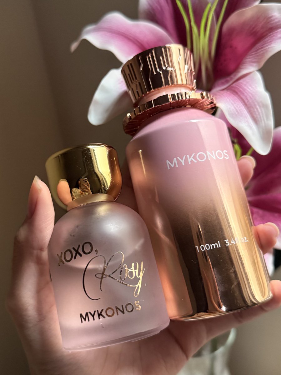 I WANT TO SMELL LIKE A WALKING ROSE BOUQUETTTT 🌹❤️