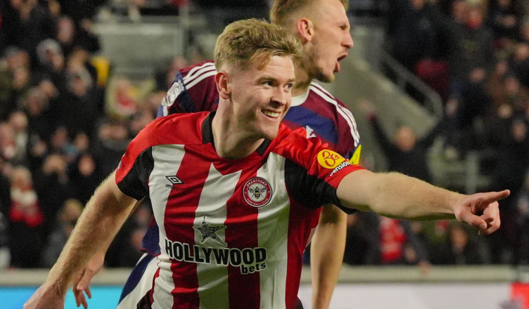 Anfield Edition | æ (@anfieldedition) on Twitter photo 🥇| <a href="/MikeKeegan_DM/">Mike Keegan</a>: Liverpool are targeting a move for Brentford defender Nathan Collins. 🥇| <a href="/MikeKeegan_DM/">Mike Keegan</a>: Liverpool are targeting a move for Brentford defender Nathan Collins.