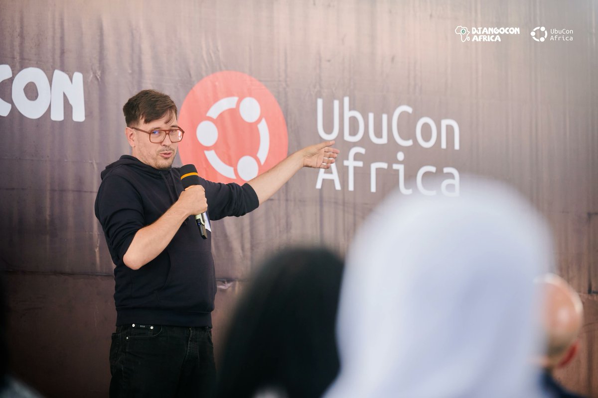 🎤Jan Gondol ( <a href="/jangondol/">Jan Gondol 🇸🇰</a> ) at #DjangoConAfrica2025 + #UbuConAfrica on: "The Django Whisperer: Talking to LLMs Like a Pro".🚀

#djcafrica #djcafrica25 #DjangoConAfrica #UbuCon #DjangoConj