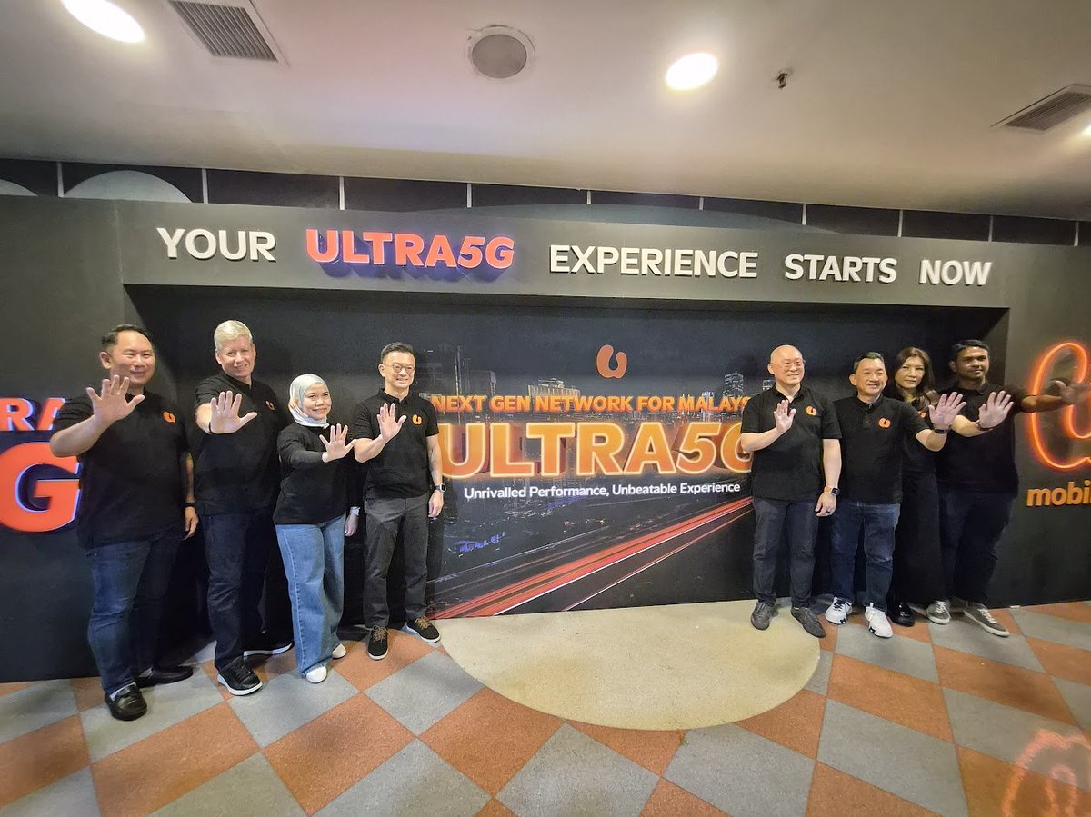 Rangkaian Ultra5G U Mobile Diperkenalkan Di Dalam Pusat Membeli-belah Berjaya Times Square amanz.my/2025529548