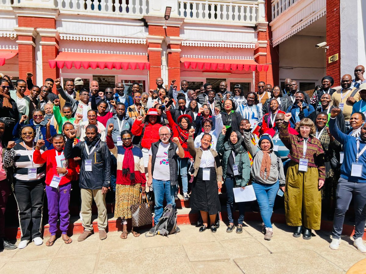 #PowerinSolidarity 🌍

This image from the SADC People’s Summit in Antsirabe speaks for itself: movements from across Southern Africa standing together to demand justice.

The message was clear:
1. Cancel illegitimate debt and deliver climate reparations.
2. Recognise the Rights