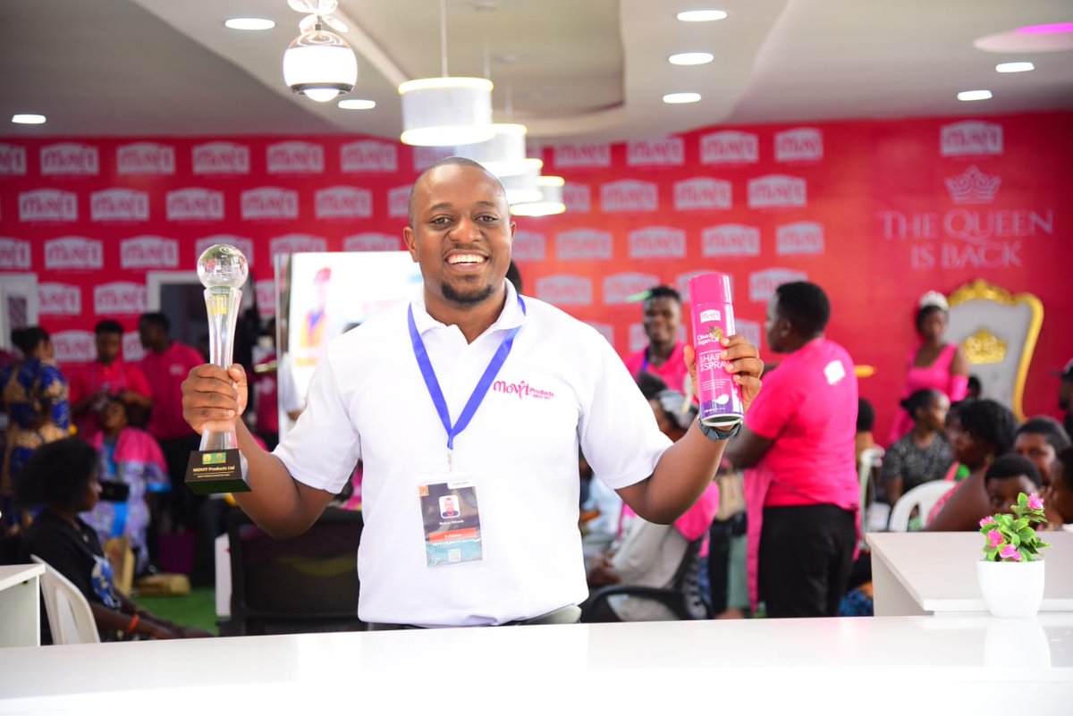 Kitenda Robert Gobii (@kitendarobert) on Twitter photo At the Rwanda International Expo in Kigali, <a href="/movit_ug/">Movit Uganda</a>'s recognition as the best foreign exhibitor reminded me of the importance of celebrating wins.
It's a chance to reflect on what works, learn from past experience & apply those lessons to future projects.
#KitendaInsights2025 At the Rwanda International Expo in Kigali, <a href="/movit_ug/">Movit Uganda</a>'s recognition as the best foreign exhibitor reminded me of the importance of celebrating wins.
It's a chance to reflect on what works, learn from past experience & apply those lessons to future projects.
#KitendaInsights2025