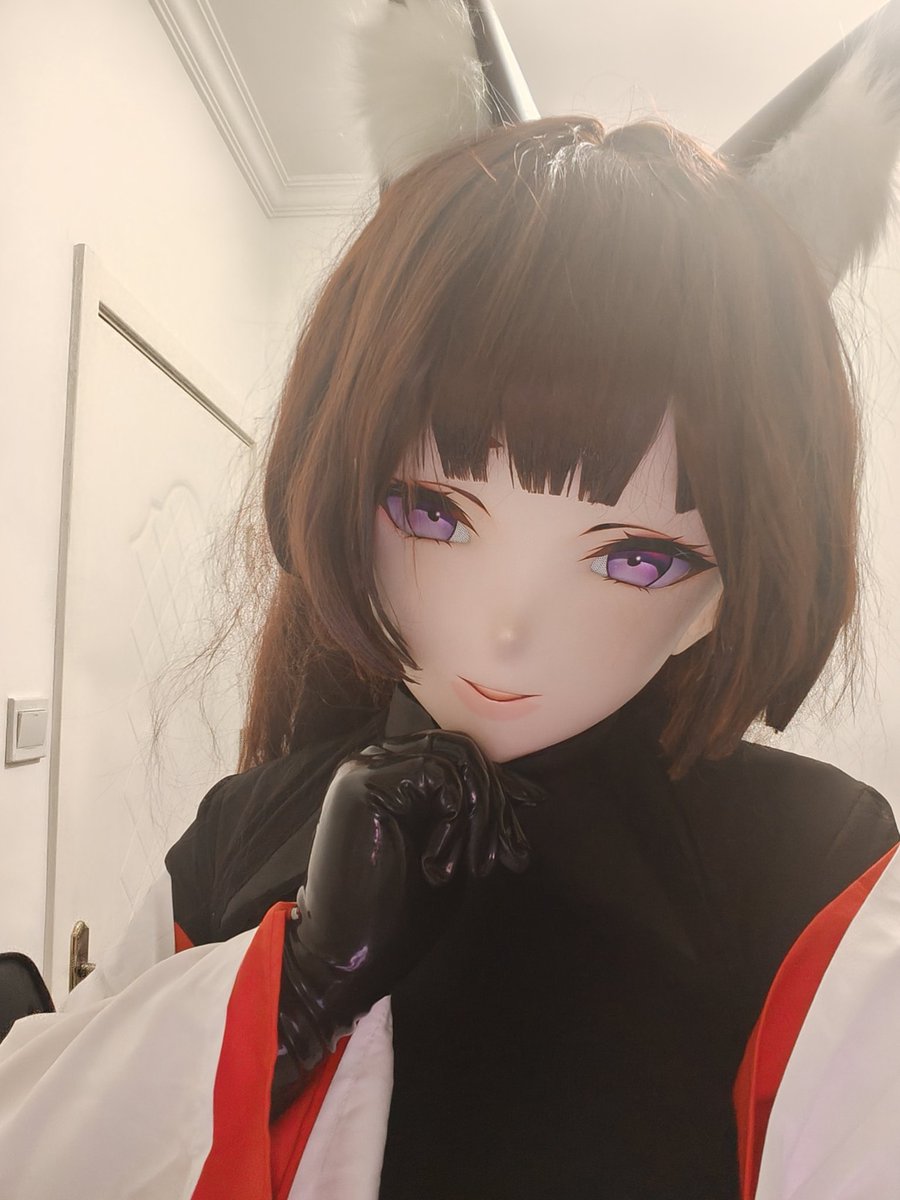 许久不见，冒个头(๑>؂<๑）