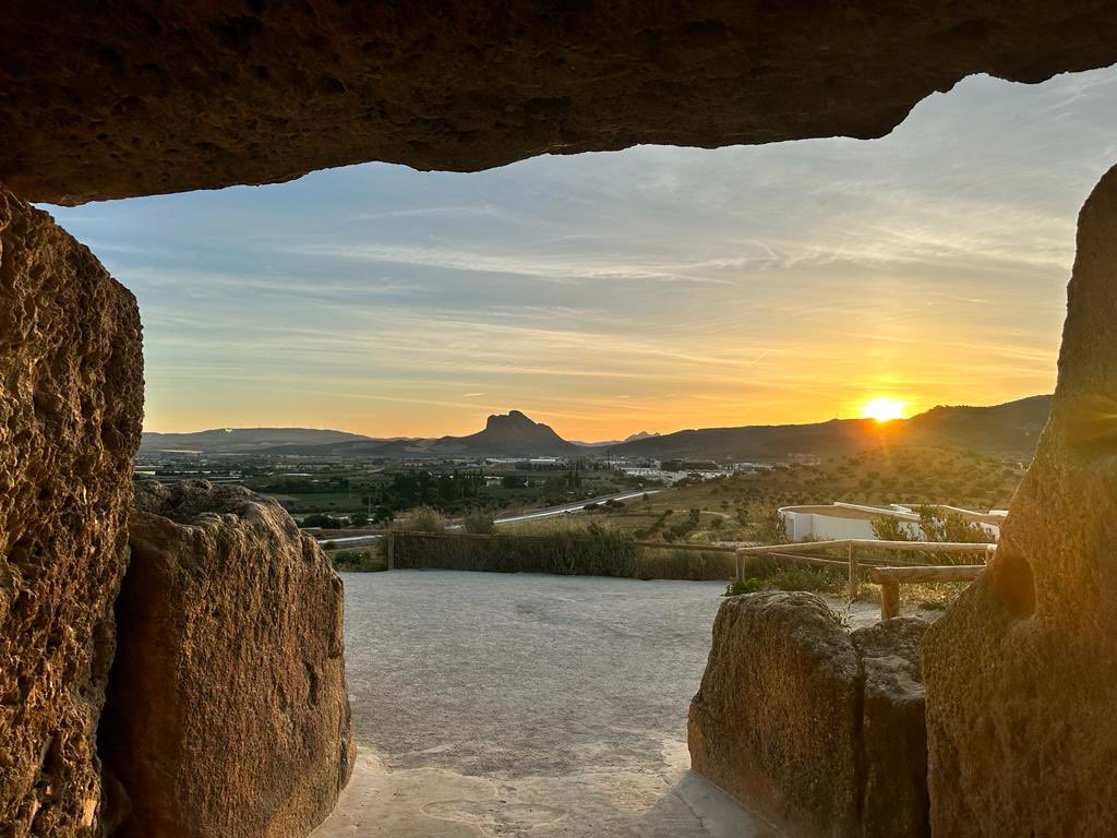 Trevorttg's tweet photo. #AgeOfAquarius
Final understanding
Crux to all world's #prehistoric #monuments
exposed for 1st time since #Neolithisation!
Truly remarkable #Discovery
See 👁️
My 💥 Astounding Fundamental Principles of the #MegalithicMovement 💥
Out 2025
The least of it will blow your mind 🤯 https://t.co/k1229RKgn1