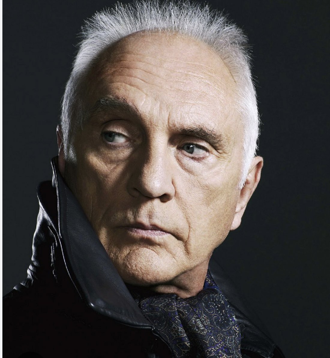 ldupin's tweet image. Le coup du stagiaire de l’été… sur @franceinfo : non, Terence Stamp n’est pas principalement connu pour son rôle dans Superman ! 😳 Mais dans Théorème, Priscilla ou encore L’Anglais si… lisez mieux les bio en ligne 💻 #mediabug #vipclub #culture