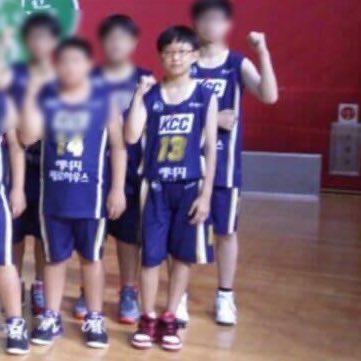 geonwooingg's tweet photo. 나우즈 현빈님 건우 안경 벗겨주셔서 진짜 감사합니다 https://t.co/Bdms7zvIjx