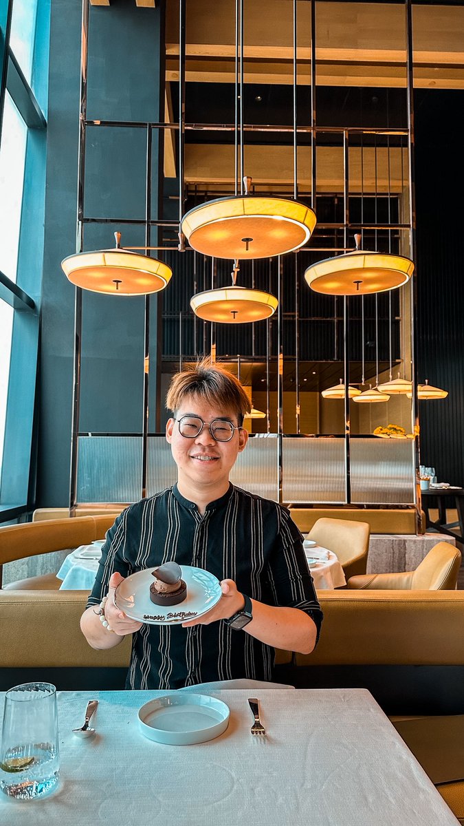 whyhint's tweet image. About 27 at the second tallest in the world.
A step closer to goals.