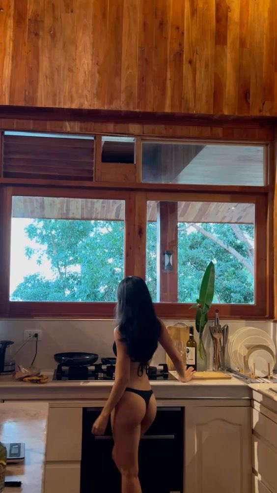 ᅠ
ᅠ
ᅠ
ᅠ

Good morning gorgeous, breakfast? ♡

ᅠ
ᅠ
ᅠ
ᅠ