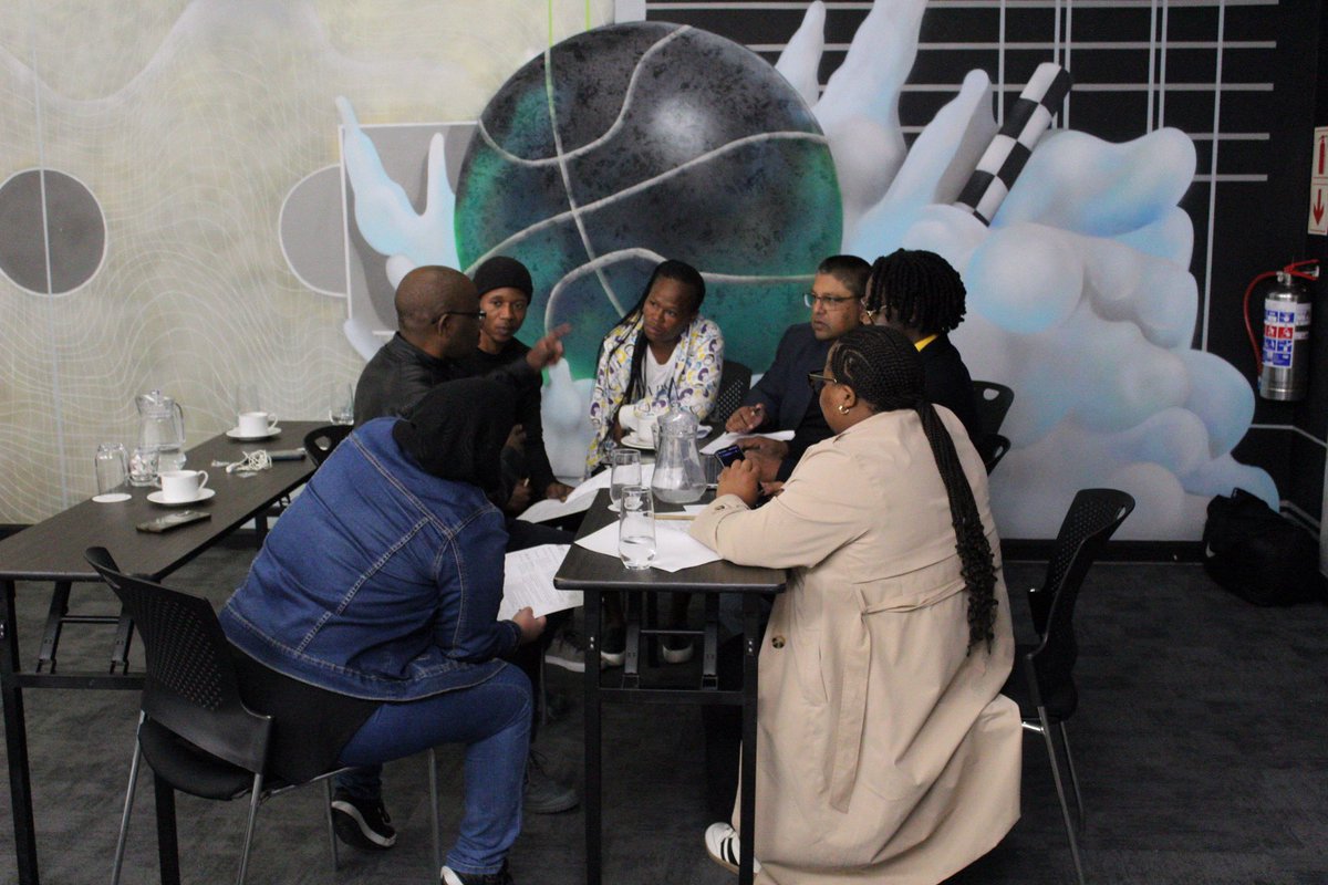 Jhpiego_SA's tweet photo. Last week, we wrapped up the final workshop of the Community Media Co-creation series in Cape Town.  Together with @UNICEF_SA  &amp; @HealthZA, we empowered community media to co-create communication solutions that strengthen the sector’s preparedness for future health emergencies. https://t.co/JHm1Ziz73f