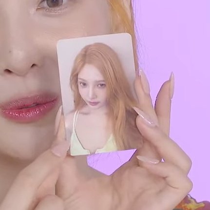 joy_video's tweet photo. 포카 너무 귀여윰...🥺💚💚💚💚🫳🫳🫳 https://t.co/DyWBwmQUHs