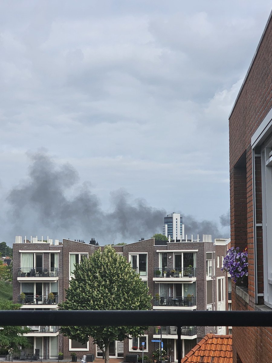 Grote brand in industrie Tiel