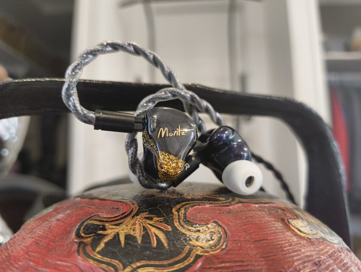 New IEMs, Reviews: Moritz Audio Enzo Review - Class-leading Fun by Kevin Goh
theheadphonelist.com/moritz-audio-e…