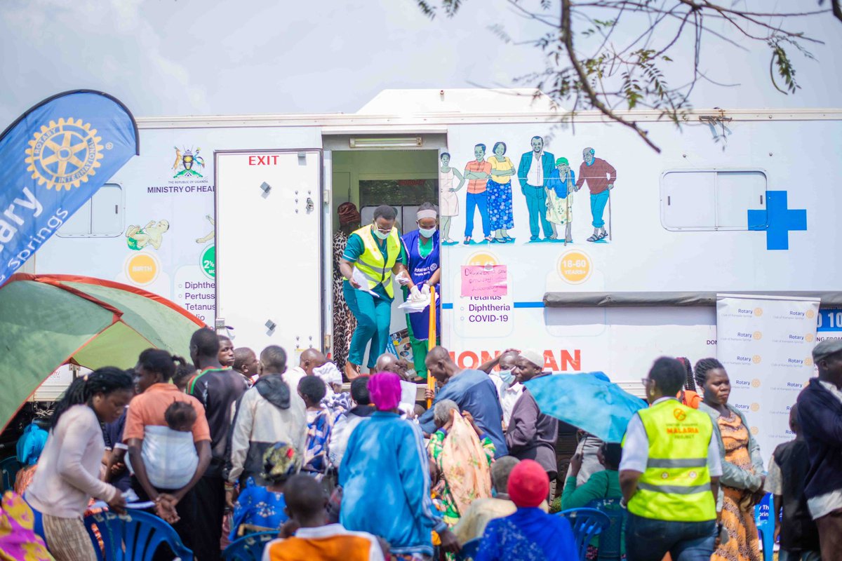 kanosug's tweet photo. Uniting against malaria, 

Our most recent #UnitedAgainstMalaria project was a huge success! 

We conducted medical camps and trained community members on how to use mosquito nets effectively. 

Together, we're taking a bite out of malaria!Join us in our mission to create a healthier community! 

#ItsTimeToJoinRotaract