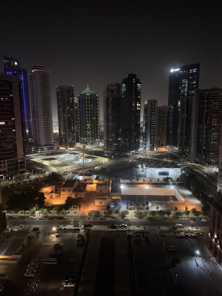 Qatar 🇶🇦 Nu home sweet home na een maand reizen door Centraal Azië.