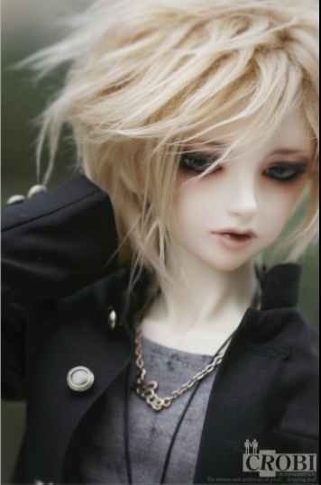 Tei – A bold spirit with striking eyes and effortless edge.

#BJDCrobi #BJDdoll #Tei #BallJointedDoll #ABJD #ResinDoll #BJDcollector #BJDfashion #BJDcommunity #BJDlover #BJDstagram #BJDphotography #BJDgram #BJDlife #BJDstyle #BJDart #BJDmodel #BJDworld #BJDdisplay