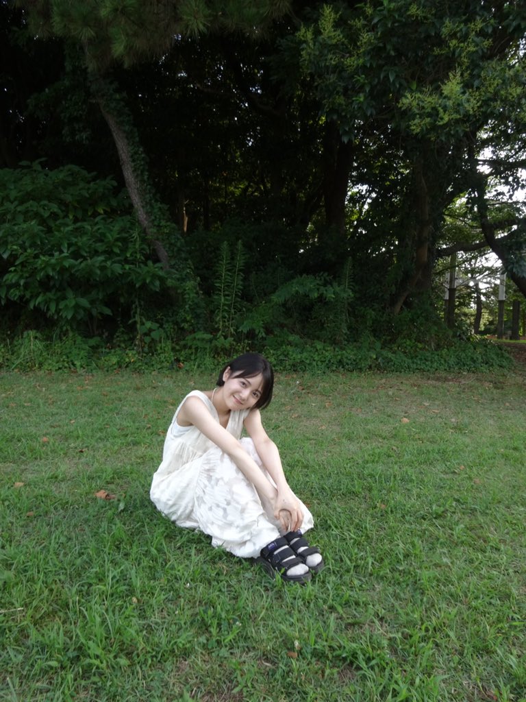 murakoso_1122's tweet photo. 葛西臨海公園でお友達に写真撮ってもらったよ！

やっぱり一眼レフいいね！📸
お盆休み終わっちゃったけど、まだまだ夏らしいことしたいなー！！
 #葛西臨海公園
 #一眼レフ 
 #女優 https://t.co/SUu1d4Mb1F
