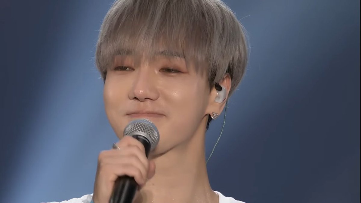 Tsuki_ELF's tweet photo. ILY 🤟🏻💙
#Yesung #슈퍼주니어 #SUPERJUNIOR
#SUPERWEEK_SS8 #SuperShow8 #SuperWeek @SJofficial https://t.co/iZajmKrnOV