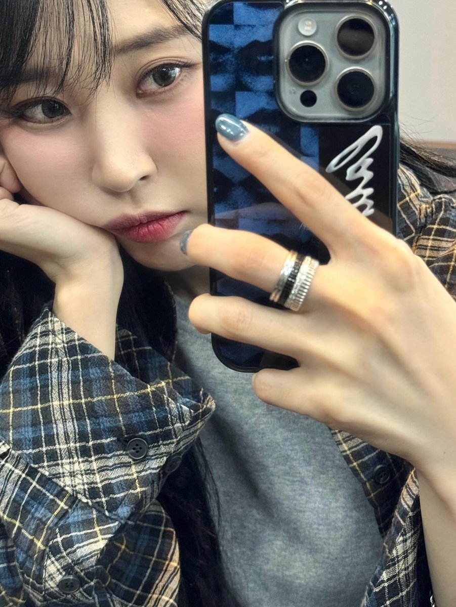 📱🐹💙🫳🏻