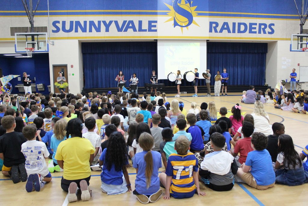 🎉💛💙 Sunnyvale Elementary kicked off the year with the Little Raider Pep Rally on Aug. 15! Mrs. Candice Stout led the fun, the SHS drumline brought the energy, &amp; Mr. Ben Wright cheered on our loudest grade-level spirit! 🙌 #RaidersRise #SunnyvaleISD