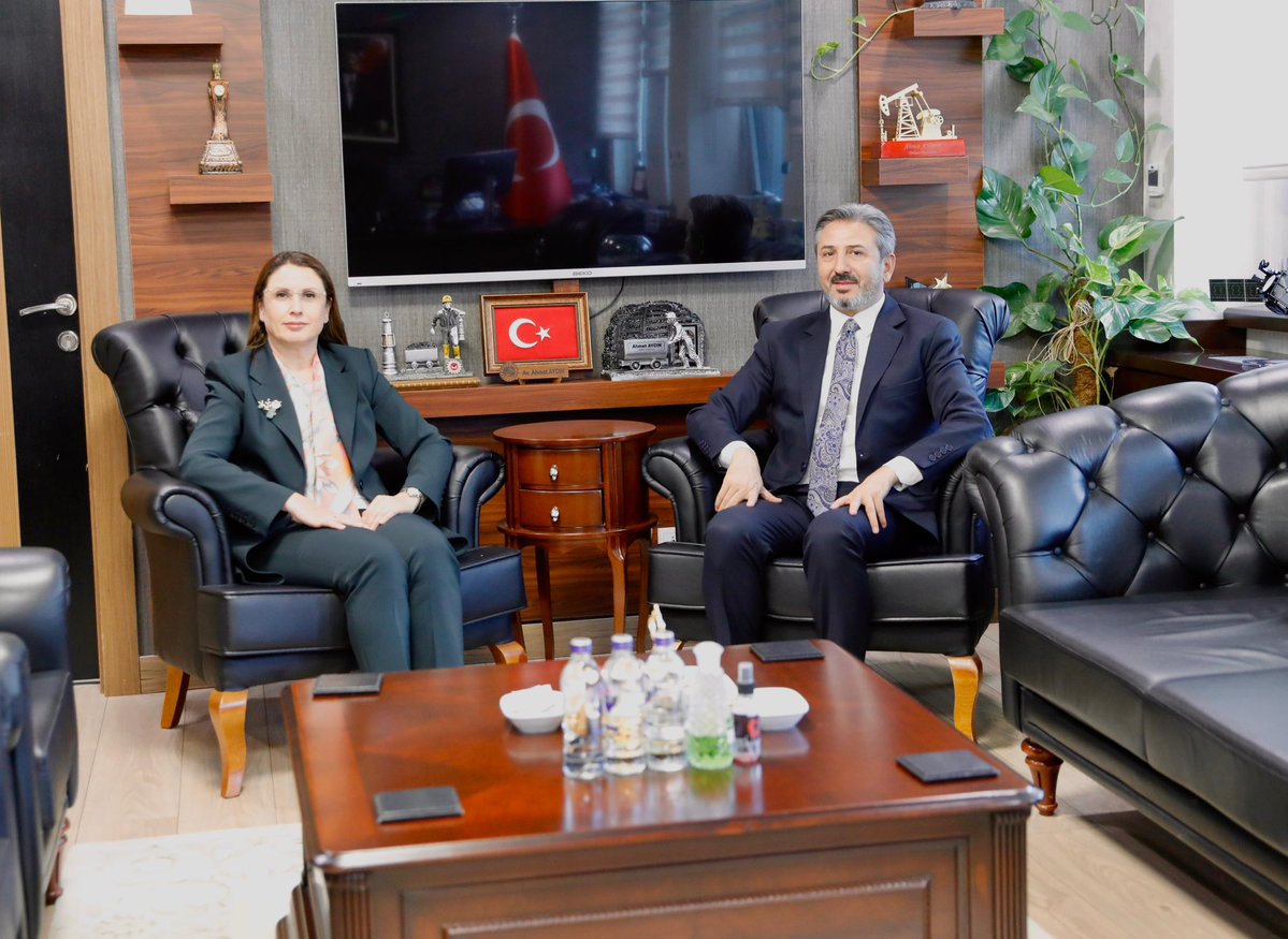 Ahmet AYDIN (@ahmetaydin_02) on Twitter photo Bartın Valimiz Sn. Dr. Nurtaç Arslan ile <a href="/csgbakanligi/">T.C. Çalışma ve Sosyal Güvenlik Bakanlığı</a>’nda bir araya geldik.
Değerli misafirimiz ile yerel istihdam ve bölgesel kalkınma konuları üzerine istişarelerde bulunduk.
Kıymetli katkıları ve nezaketinden dolayı kendilerine teşekkür ediyorum. Bartın Valimiz Sn. Dr. Nurtaç Arslan ile <a href="/csgbakanligi/">T.C. Çalışma ve Sosyal Güvenlik Bakanlığı</a>’nda bir araya geldik.
Değerli misafirimiz ile yerel istihdam ve bölgesel kalkınma konuları üzerine istişarelerde bulunduk.
Kıymetli katkıları ve nezaketinden dolayı kendilerine teşekkür ediyorum.