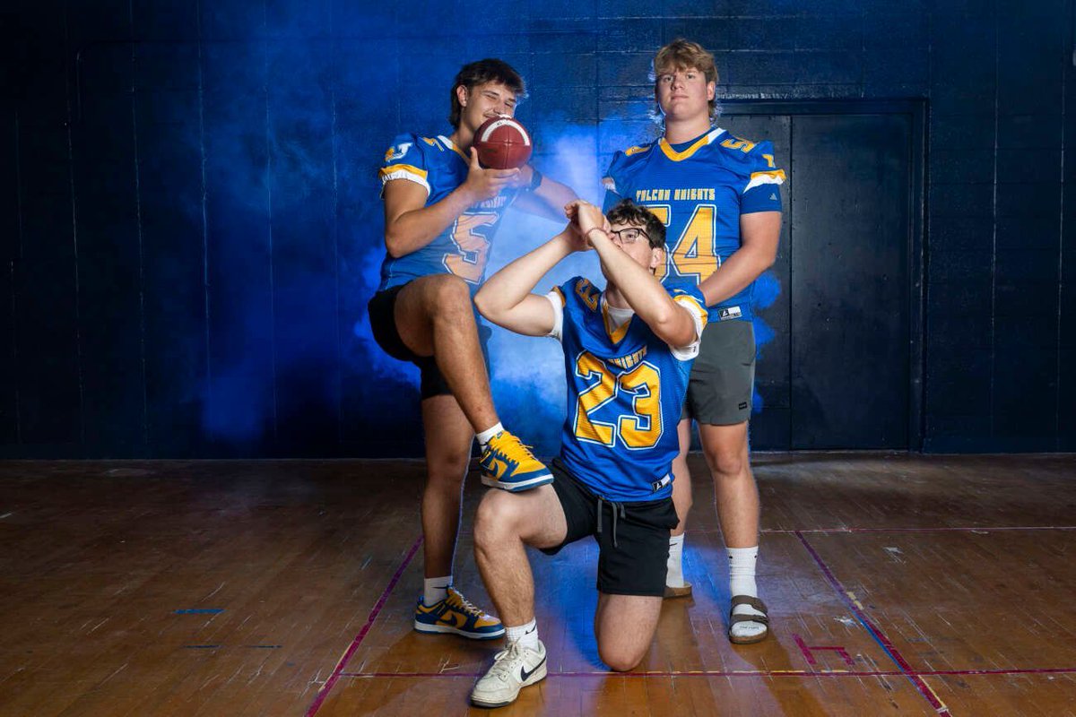 Butler Eagle Sports (@besportsteam) on Twitter photo π Colbin Elliott, Aiden Fox anchor defense
π How do they replace do-everything Owen Bish?
π What's in store for Skibinski, Gallagher?
Key info on the 2025 Union/A-C Valley Falcon Knights: buff.ly/ABy8lgK
<a href="/Max_Gallagher23/">Max Gallagher</a> <a href="/AidanFox05/">Aidan Fox</a> <a href="/ColbinElliott/">Colbin Elliott</a> <a href="/UHSACV_Football/">UHS-ACV Football</a> π Colbin Elliott, Aiden Fox anchor defense
π How do they replace do-everything Owen Bish?
π What's in store for Skibinski, Gallagher?
Key info on the 2025 Union/A-C Valley Falcon Knights: buff.ly/ABy8lgK
<a href="/Max_Gallagher23/">Max Gallagher</a> <a href="/AidanFox05/">Aidan Fox</a> <a href="/ColbinElliott/">Colbin Elliott</a> <a href="/UHSACV_Football/">UHS-ACV Football</a>