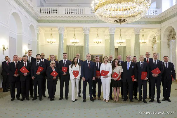 Mateusz Kotecki tweet media