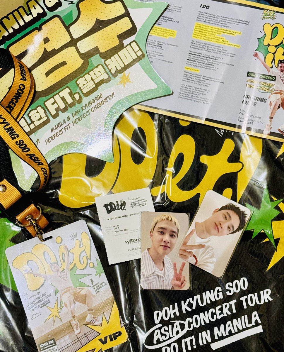 racheeewl's tweet photo. 1st tym seeing/hearing u live &amp; ur voice s so incredible! M so amazed by hw pwrful &amp; clean ur falsetto &amp; high notes r &amp; u look so young u’re super cute lyk a kychain! TYSM 4 dis memorable nyt. Balik ha? POP! 💥🤍💛💚 #DoitinManila #DO #DohKyungSoo #도경수 #DOit2025
#CompanySooSoo https://t.co/HJ3P9Ygw14