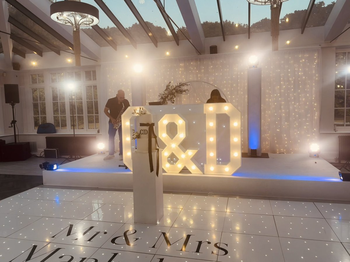 LOVELIGHT tweet media