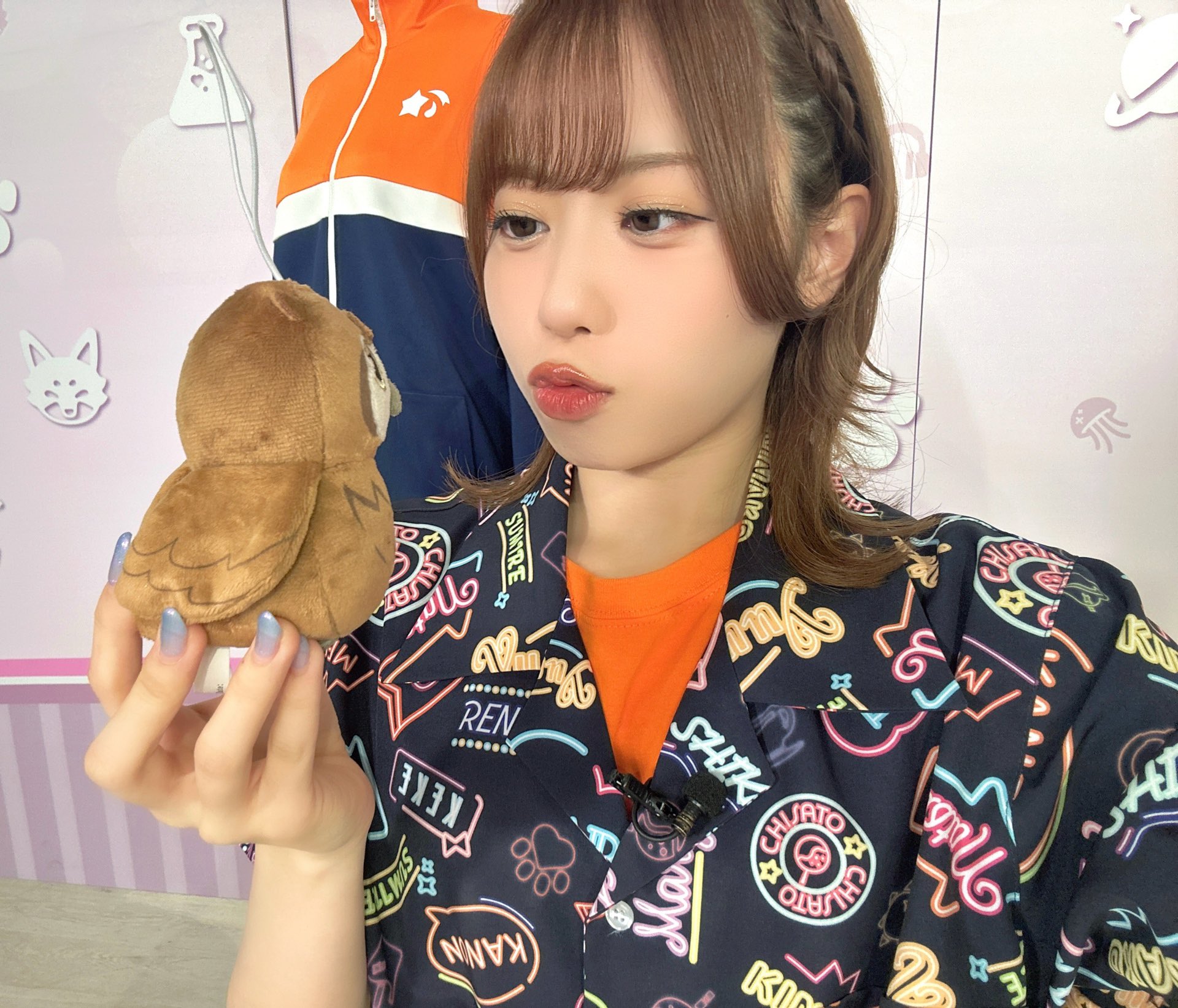 24時間以内に売れなければ300縁　title「お目覚めニャンコ」 $6 per play