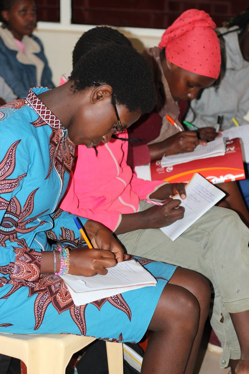 Simamaproject's tweet image. You too can be part of this change. Every donation goes a long way in shaping the future of these young lives.

Donate today: simamaproject.org

#simamaproject #education #empowerment #communityimpact #togetherwecan #donatenow