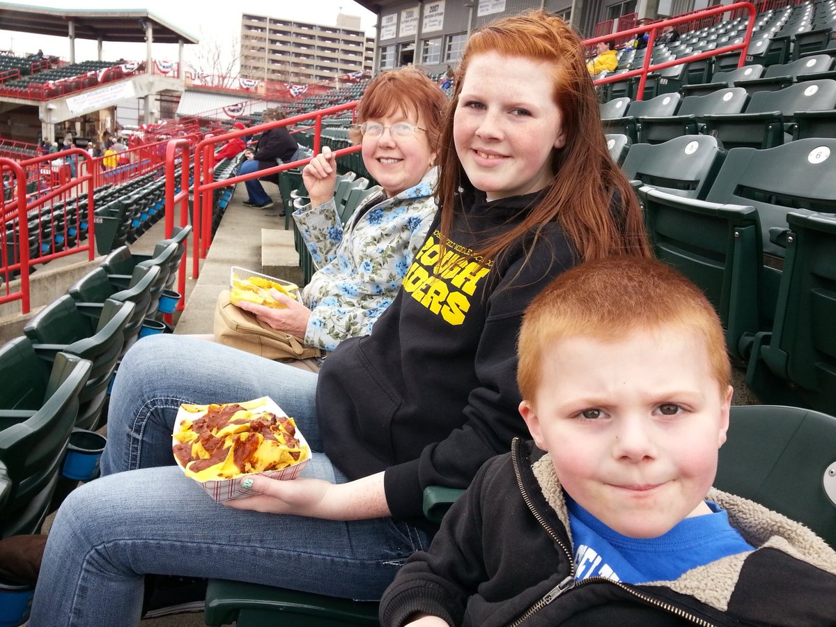 VybiralAdam's tweet photo. One of my favorite memories @erie_seawolves home opener ‘14!
#seawolves30 https://t.co/oeCgg5RC1Y