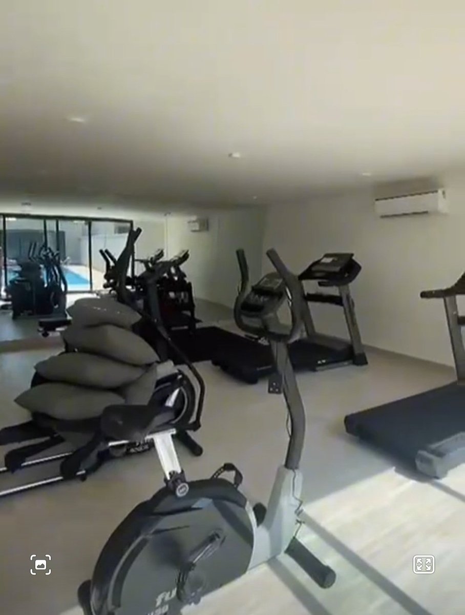 hhandm's tweet photo. FOR SALE AT BANANA ISLAND, IKOYI, LAGOS-NIGERIA

Super luxury 5-bedroom townhouse in a mini estate with elevator, family lounge, gym, swimming pool, 2rooms BQ, and outdoor lounge.

Sale Price: N3Billion
Rent Price: N150m

For viewing:
info.hhandm@gmail.com 
08055327922 https://t.co/y3CrK4lGPZ