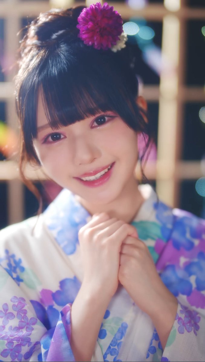≒JOY/ 『今、恋をしている』Vertical video センターは市原愛弓です