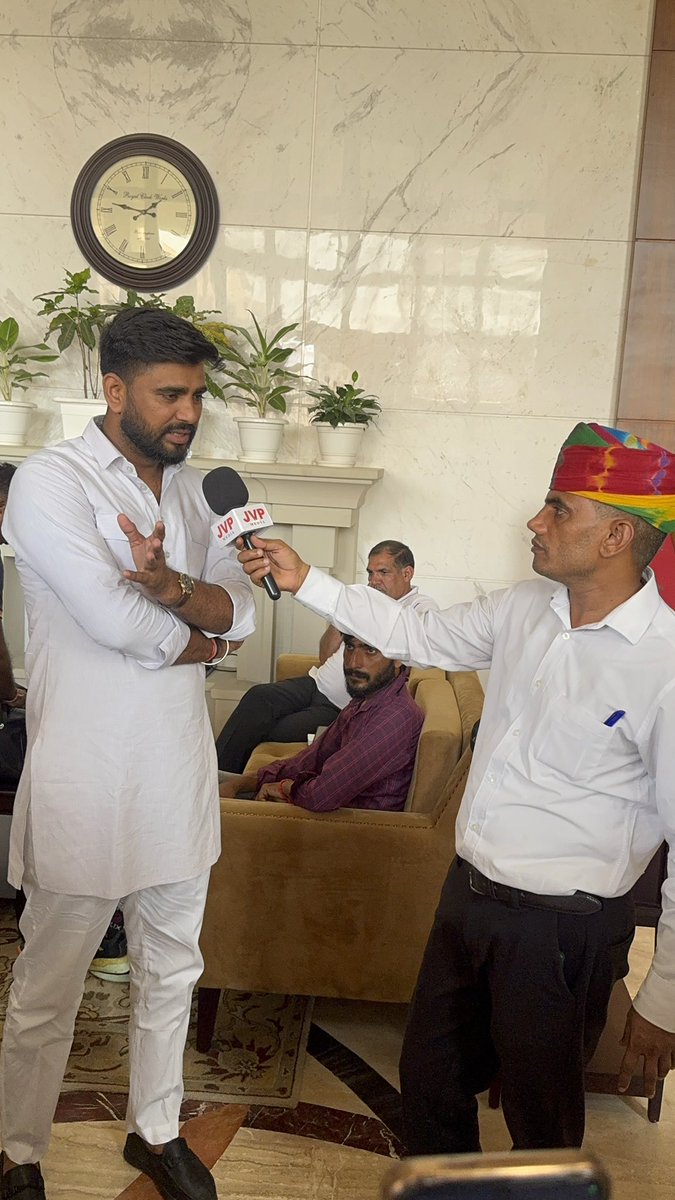 Omprakash Jindad (@omprakashjindad) on Twitter photo 📍जयपुर
कॉन्स्टीट्यूशन क्लब में आयोजित किसानों,पिछड़ों की बेबाक आवाज़ जम्मू कश्मीर के पूर्व राज्यपाल स्वर्गीय श्री सत्यपाल मलिक जी को श्रद्धांजलि अर्पित कीl
<a href="/MukeshBhakar_/">Mukesh Bhakar</a> <a href="/Rajsthanikaka/">राजस्थानी काका 💪🙏</a> 📍जयपुर
कॉन्स्टीट्यूशन क्लब में आयोजित किसानों,पिछड़ों की बेबाक आवाज़ जम्मू कश्मीर के पूर्व राज्यपाल स्वर्गीय श्री सत्यपाल मलिक जी को श्रद्धांजलि अर्पित कीl
<a href="/MukeshBhakar_/">Mukesh Bhakar</a> <a href="/Rajsthanikaka/">राजस्थानी काका 💪🙏</a>